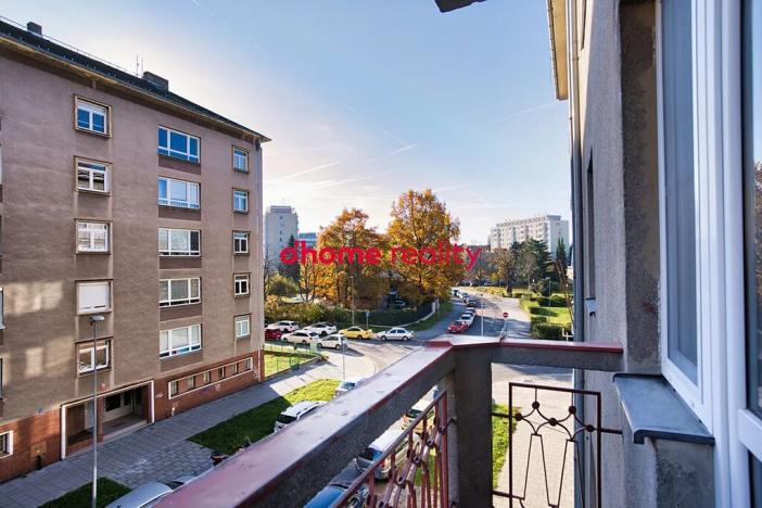 Pronájem bytu 2+1, Olomouc, Zeyerova, 63 m2