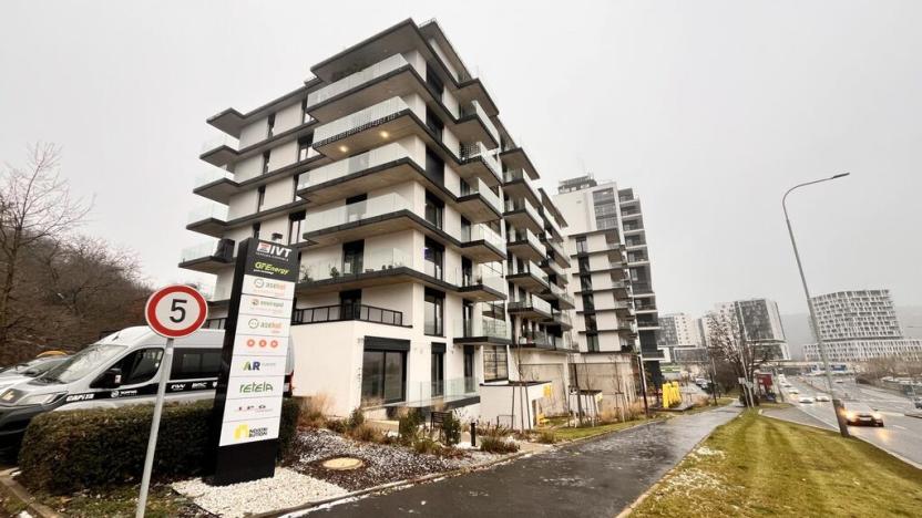 Pronájem bytu 2+1, Praha - Modřany, Československého exilu, 60 m2