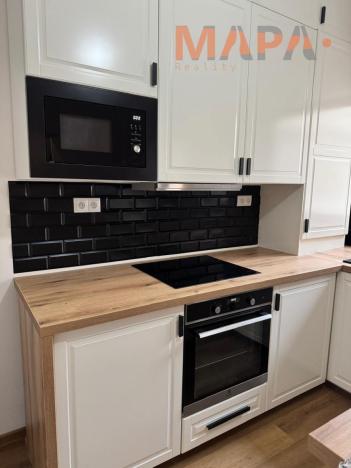 Pronájem bytu 2+kk, Chomutov, Revoluční, 55 m2