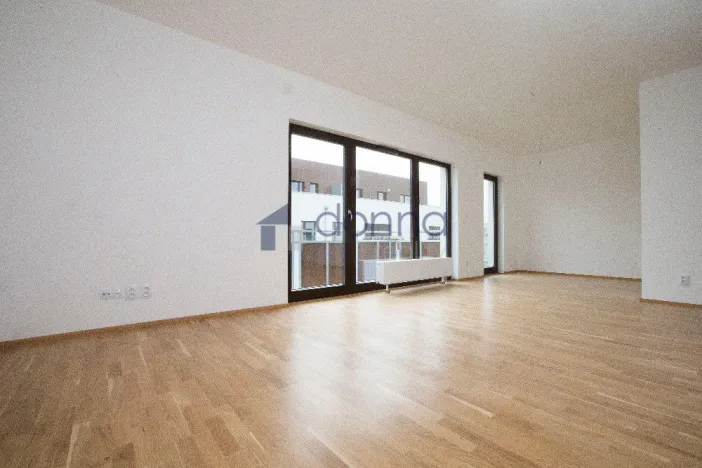 Pronájem bytu 2+kk, Praha, Nepomuckých, 56 m2