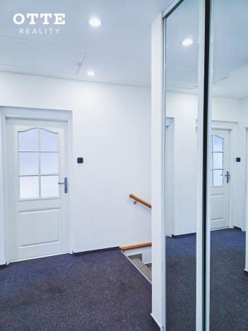 Pronájem bytu 3+1, Plzeň, Cukrovarská, 105 m2