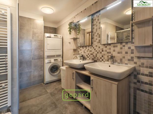 Pronájem bytu 3+kk, Plzeň, Na Roudné, 100 m2