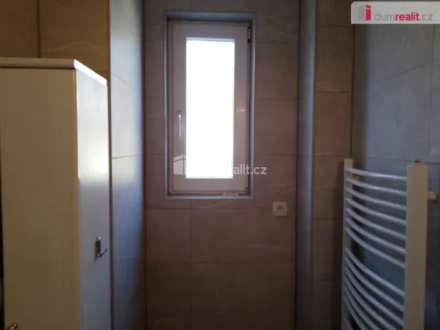 Pronájem komerční nemovitosti, Karlovy Vary - Rybáře, Sokolovská, 93 m2