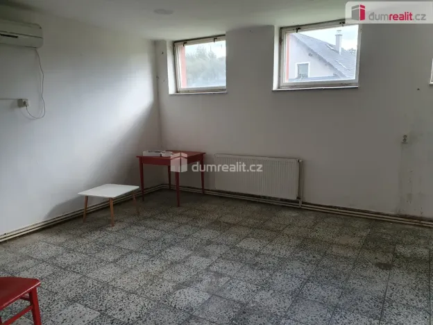 Prodej výrobních prostor, Markvartice, 1230 m2