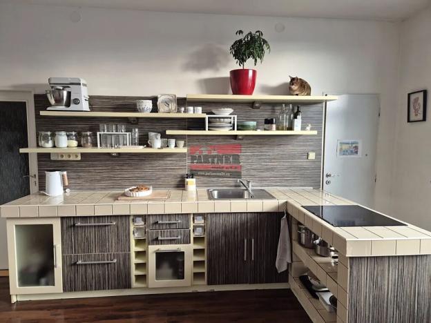 Pronájem bytu 2+1, Tábor, nám. F. Křižíka, 70 m2