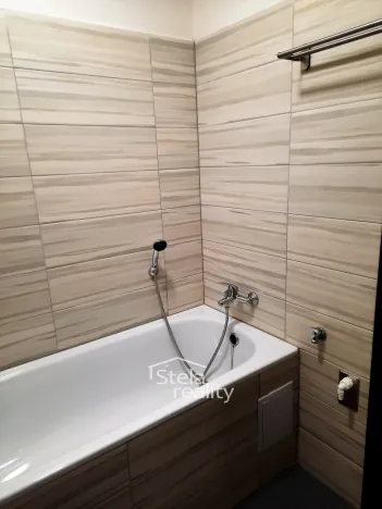 Pronájem bytu 2+1, Bruntál, Jesenická, 56 m2