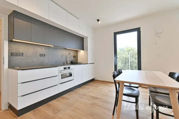 Pronájem bytu 2+kk, Brno - Zábrdovice, Auerswaldova, 47 m2