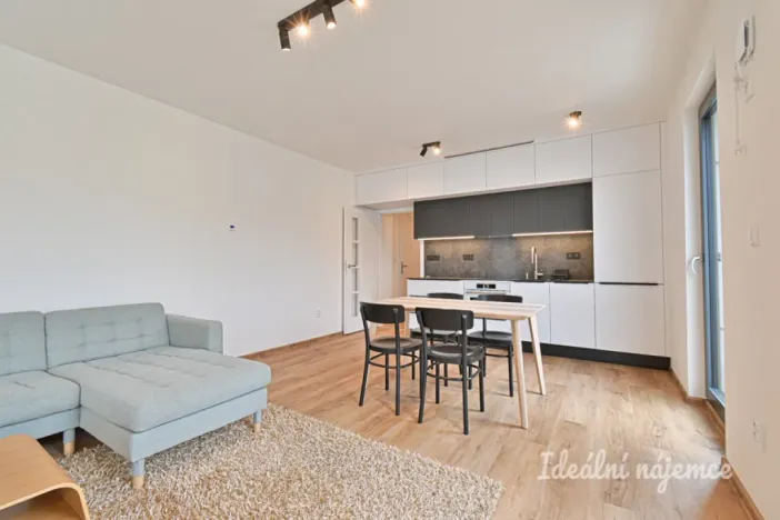 Pronájem bytu 2+kk, Brno - Zábrdovice, Auerswaldova, 47 m2