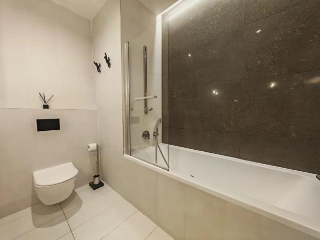 Pronájem bytu 3+kk, Praha - Smíchov, Grafická, 95 m2