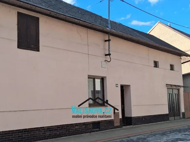 Prodej rodinného domu, Chropyně, Dr. Emila Axmana, 90 m2