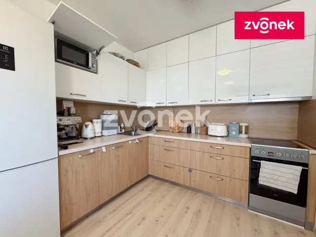 Pronájem bytu 2+kk, Zlín, Zelinova, 54 m2