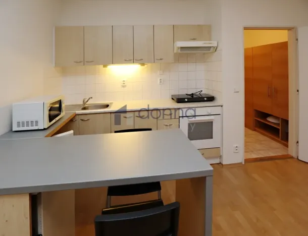 Pronájem bytu 1+kk, Hostivice, Za Mlýnem, 30 m2