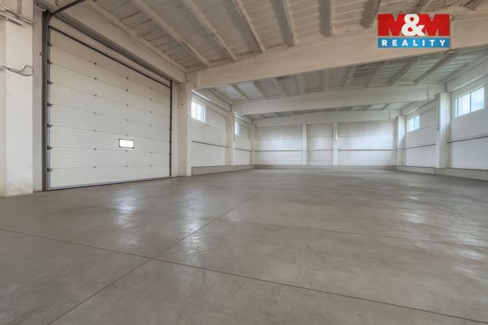 Pronájem skladu, Čestice, 650 m2