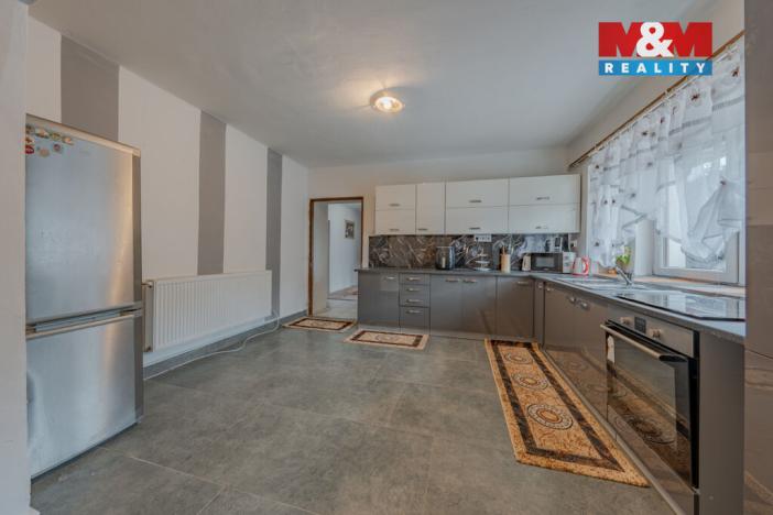 Prodej rodinného domu, Branky, 470 m2