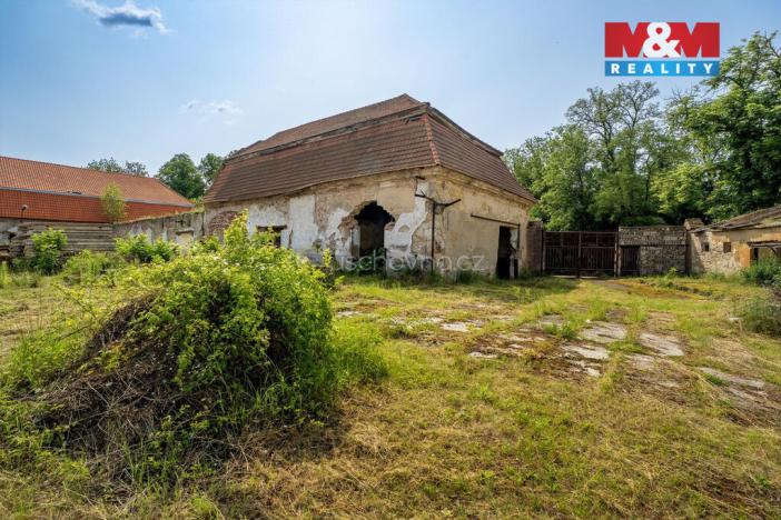 Prodej historického objektu, Zvoleněves, 5000 m2