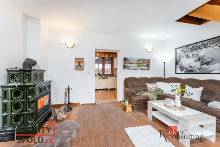 Prodej rodinného domu, Holice - Staré Holice, 1. máje, 122 m2