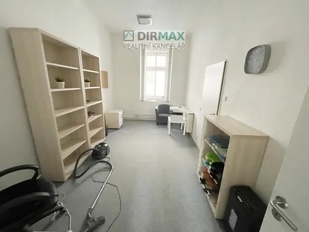 Pronájem kanceláře, Plzeň - Jižní Předměstí, Purkyňova, 58 m2