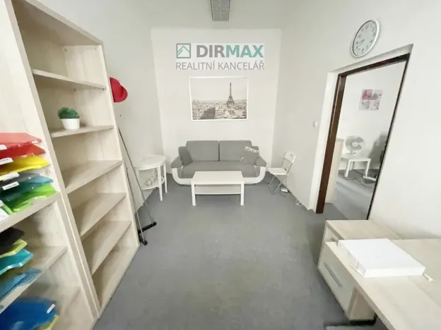 Pronájem kanceláře, Plzeň - Jižní Předměstí, Purkyňova, 58 m2