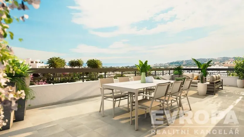 Prodej bytu 3+1, Estepona, Španělsko, Calle Obispo Jesús Catala Ibánez, 124 m2