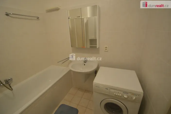 Pronájem bytu 1+kk, Praha - Stodůlky, Kodymova, 32 m2