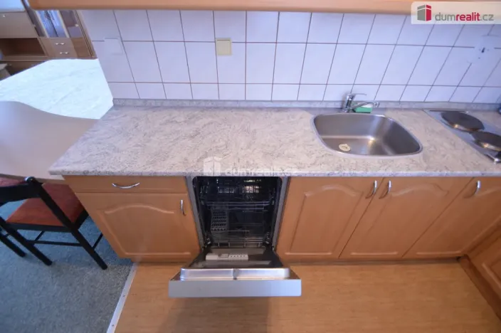 Pronájem bytu 1+kk, Praha - Stodůlky, Kodymova, 32 m2