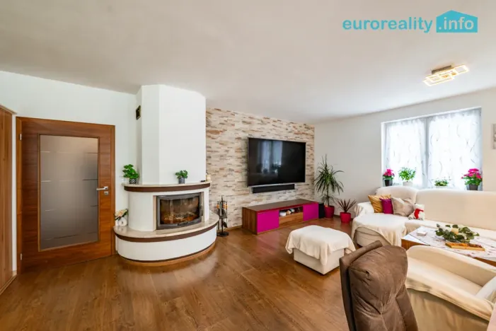 Prodej rodinného domu, Kraslice, Wolkerova, 147 m2