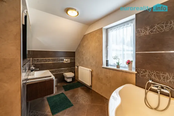 Prodej rodinného domu, Kraslice, Wolkerova, 147 m2