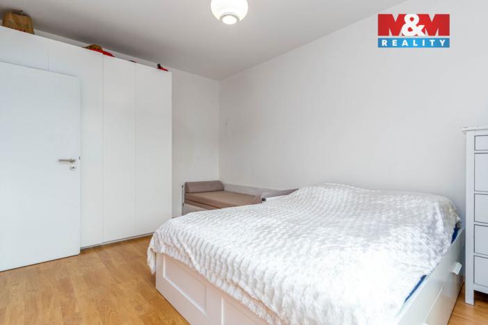 Pronájem bytu 2+kk, Praha, Mantovská, 50 m2