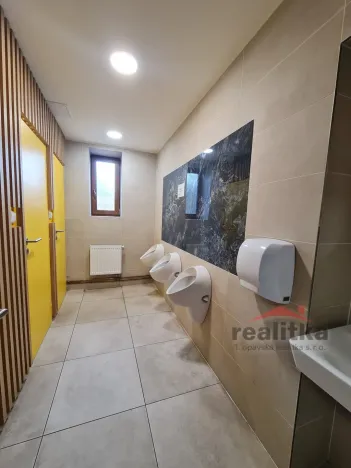 Prodej ubytování, Hradec nad Moravicí - Žimrovice, 1800 m2