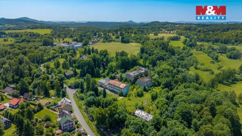 Prodej komerční nemovitosti, Krásná Lípa - Zahrady, 1605 m2