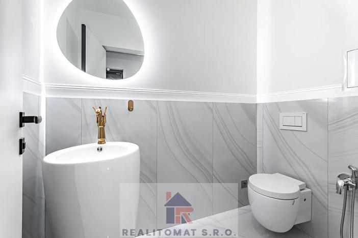 Prodej rodinného domu, Praha - Komořany, Pod lesem, 175 m2