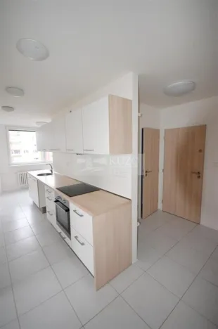 Pronájem bytu 3+1, Chomutov, Chomutov, 68 m2