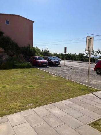 Pronájem bytu 2+kk, Praha - Prosek, Prosecká, 75 m2