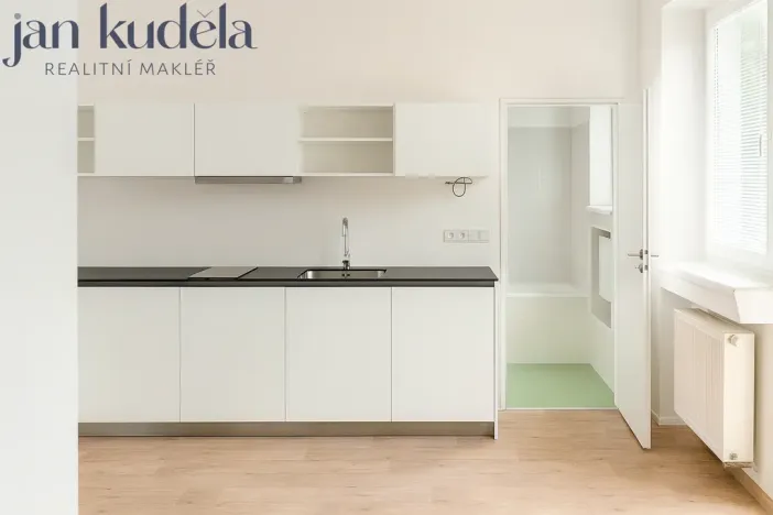 Pronájem bytu 1+kk, Brno, Trávníky, 21 m2