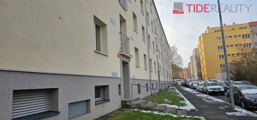 Prodej bytu 1+kk, Praha - Břevnov, Nad Kajetánkou, 25 m2