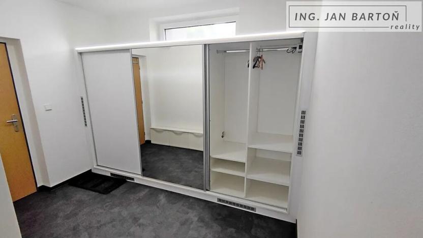 Pronájem bytu 3+kk, Jihlava, Poláčkova, 69 m2