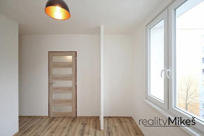 Prodej bytu 3+1, Železný Brod, Na Vápence, 73 m2