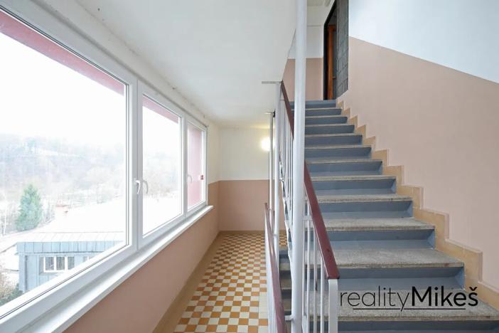 Prodej bytu 3+1, Železný Brod, Na Vápence, 73 m2