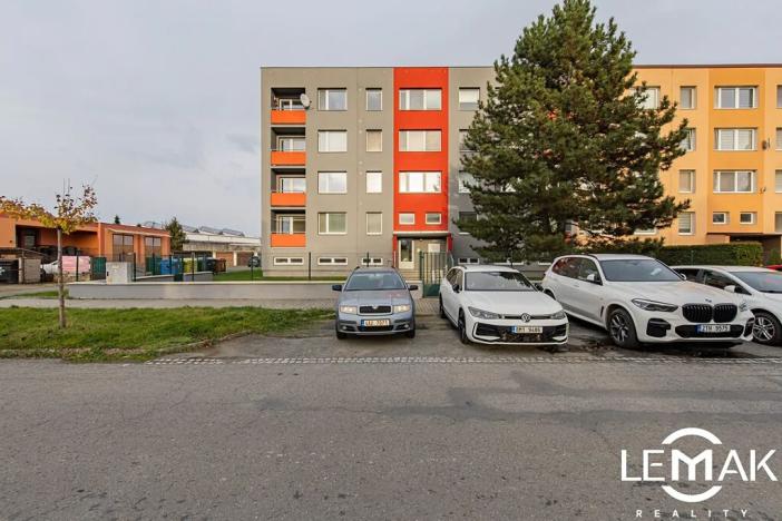 Prodej bytu 3+1, Velká Bystřice, Nádražní I, 68 m2