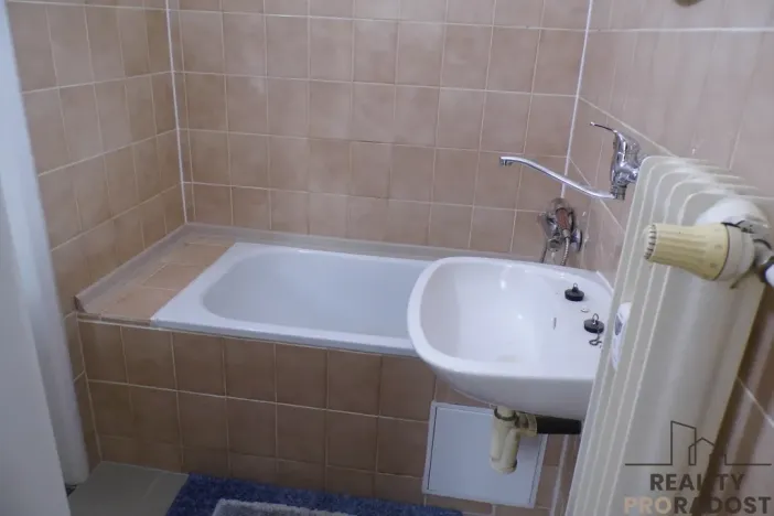 Pronájem bytu 1+kk, Ústí nad Labem, Sociální péče, 25 m2