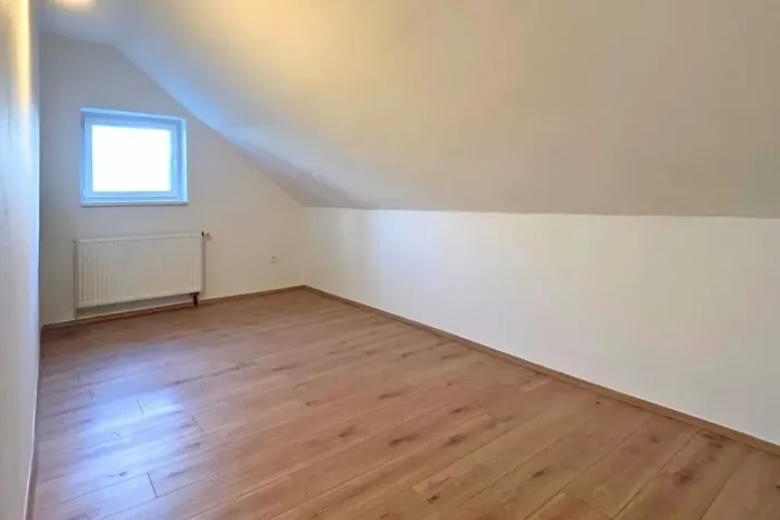 Pronájem rodinného domu, Kyšice, V. Vlčka, 222 m2