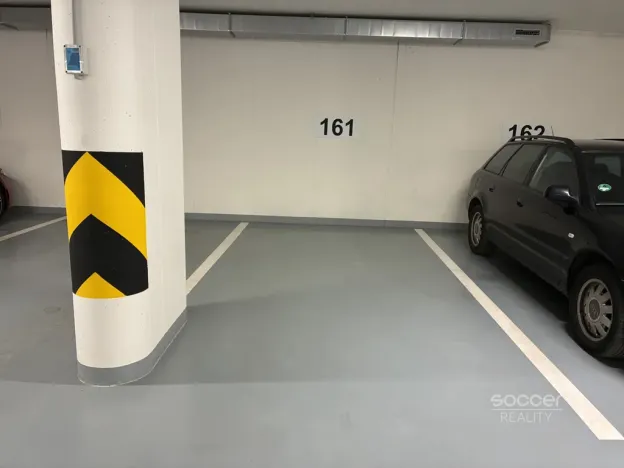 Pronájem garážového stání, Praha - Vysočany, Střídavá, 14 m2