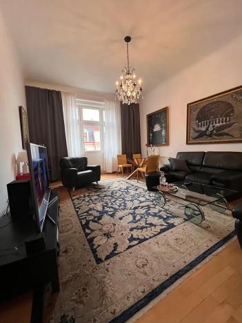 Prodej bytu 3+1, Karlovy Vary, Svahová, 98 m2