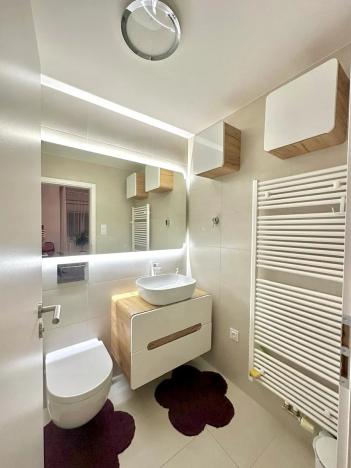 Pronájem bytu 4+kk, Praha - Strašnice, Zvěřinova, 109 m2