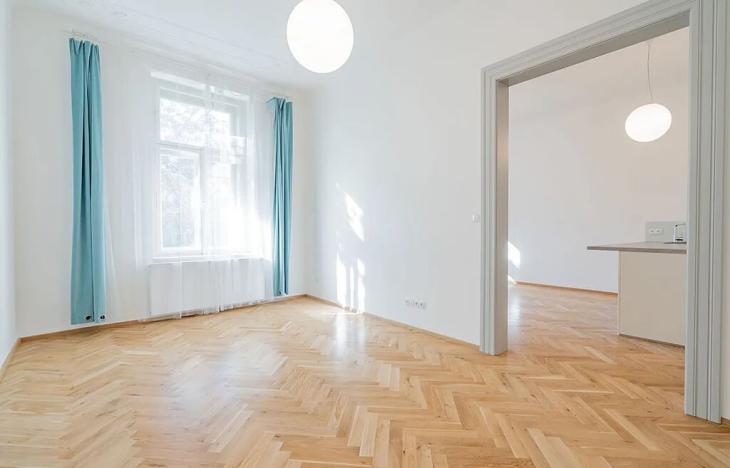 Pronájem bytu 4+kk, Praha, Křižíkova, 2 m2