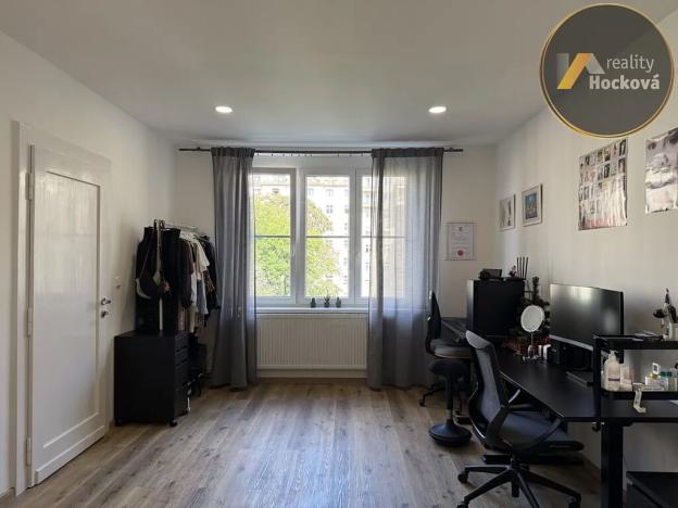 Pronájem bytu 2+kk, Praha - Vinohrady, Šrobárova, 49 m2