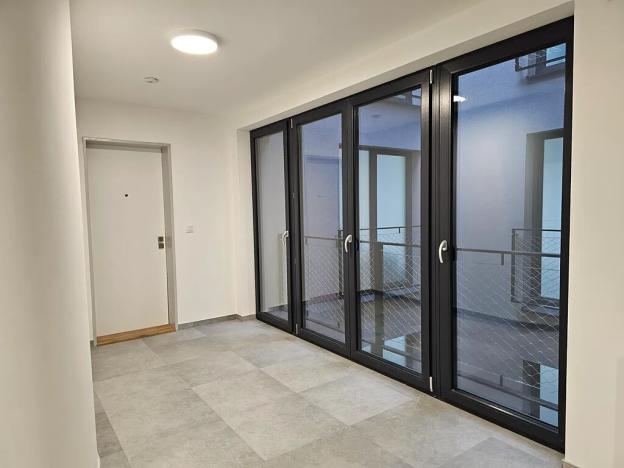 Pronájem bytu 1+kk, Jablonec nad Nisou, Krkonošská, 62 m2