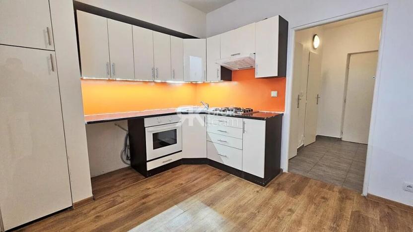 Pronájem bytu 1+1, Ostrava, Ivana Sekaniny, 36 m2