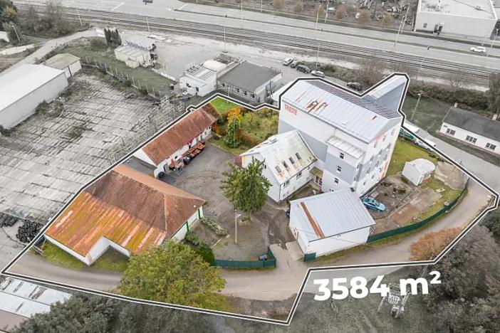 Prodej obchodního prostoru, Zlín, Bezručova, 1976 m2