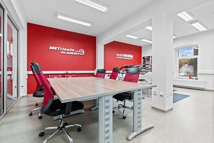 Prodej obchodního prostoru, Zlín, Bezručova, 1976 m2